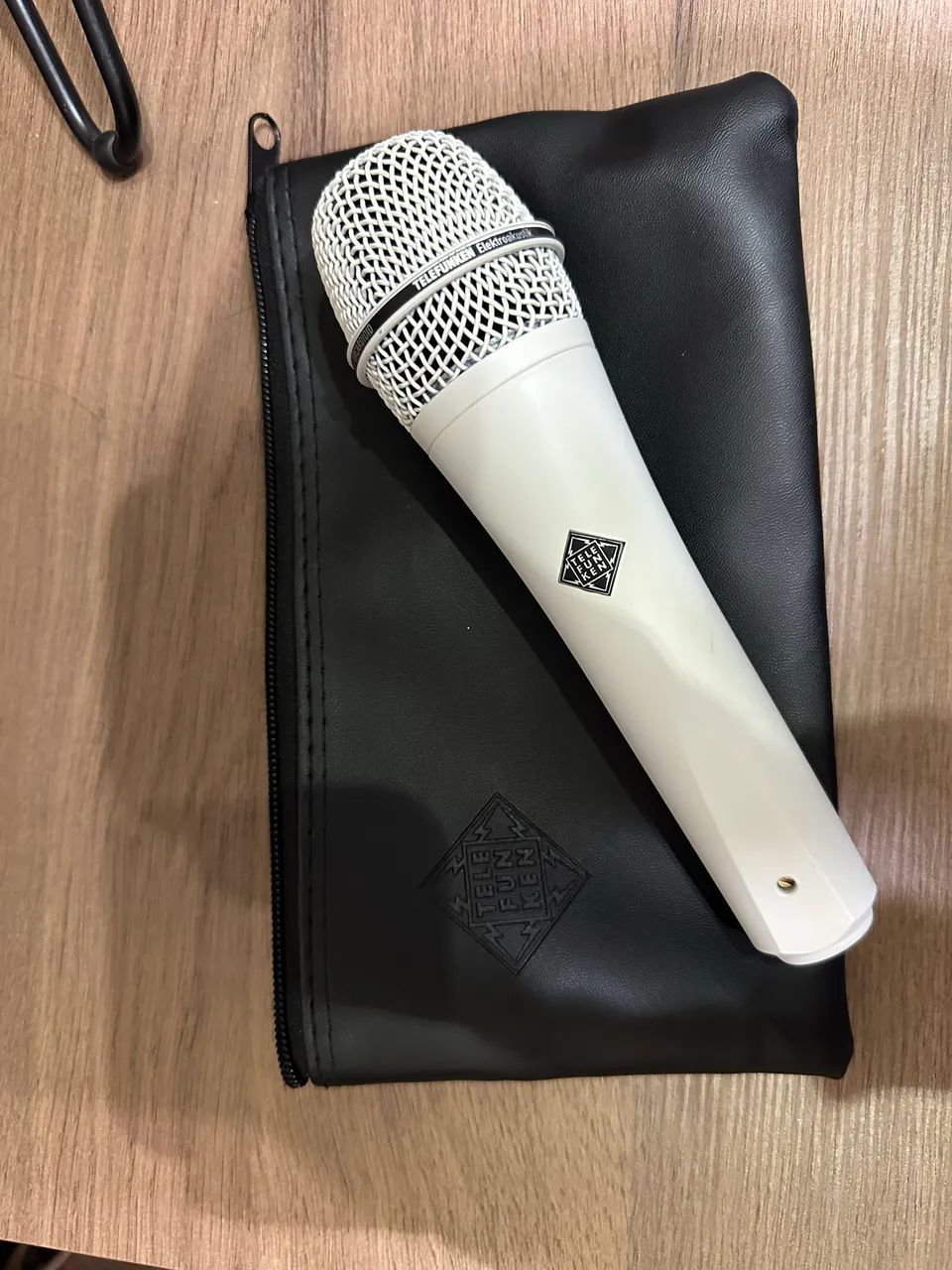 Microfone Telefunken M80