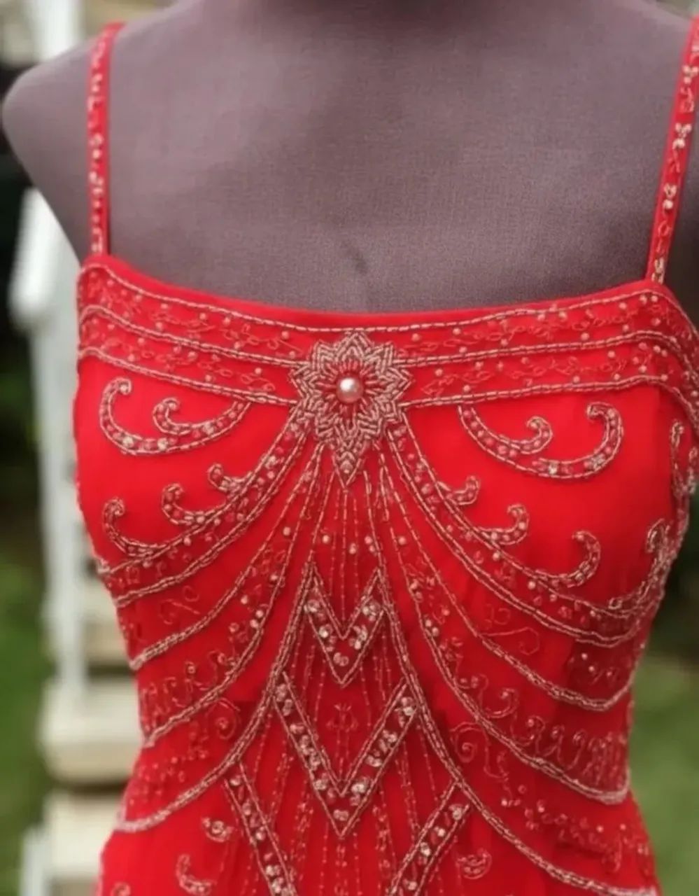 Vestido Vermelho Bordado  - Foto 4