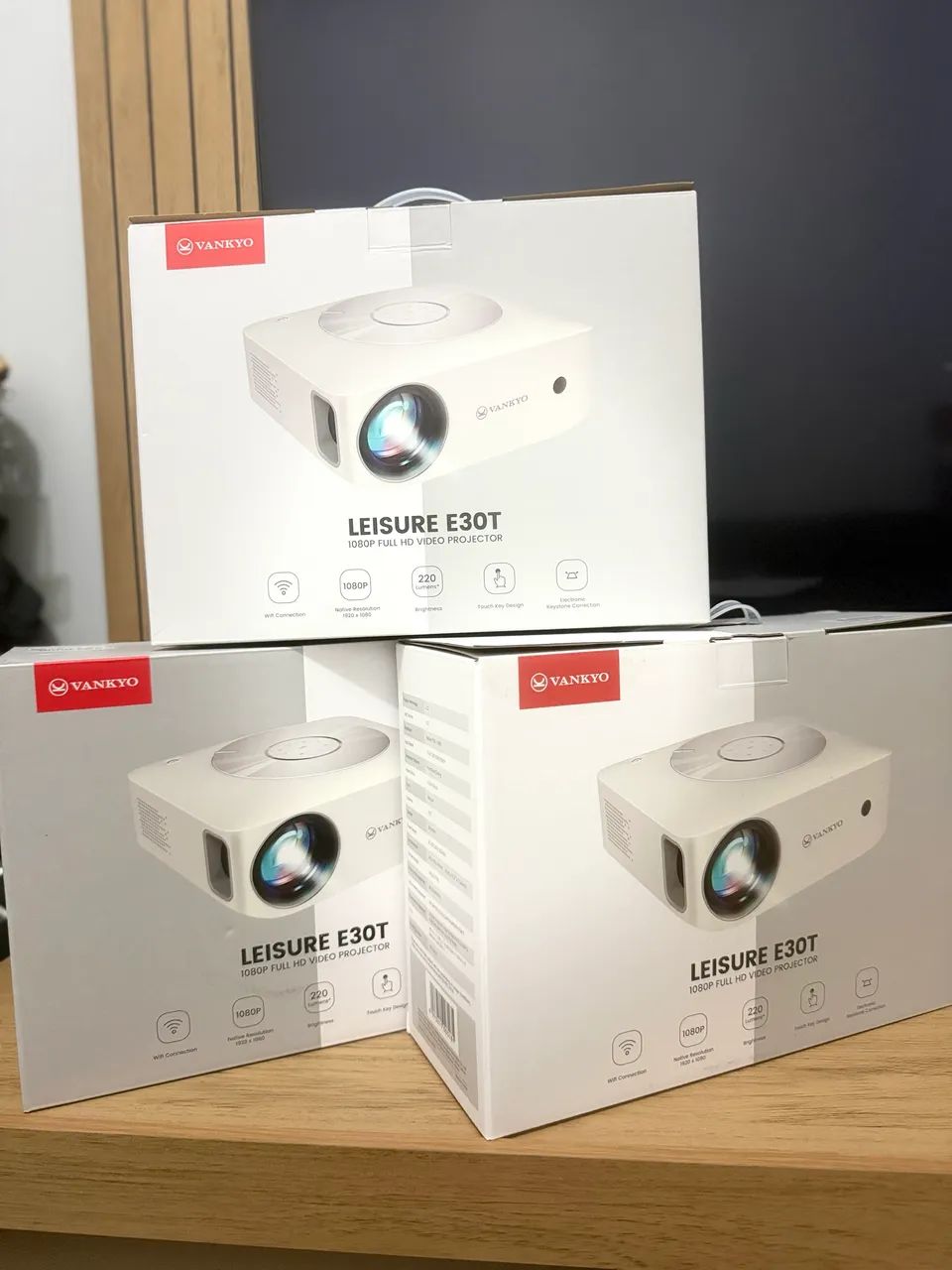 Projetor Vankyo Leisure E30t Wifi Full Hd 1080p - Foto 2