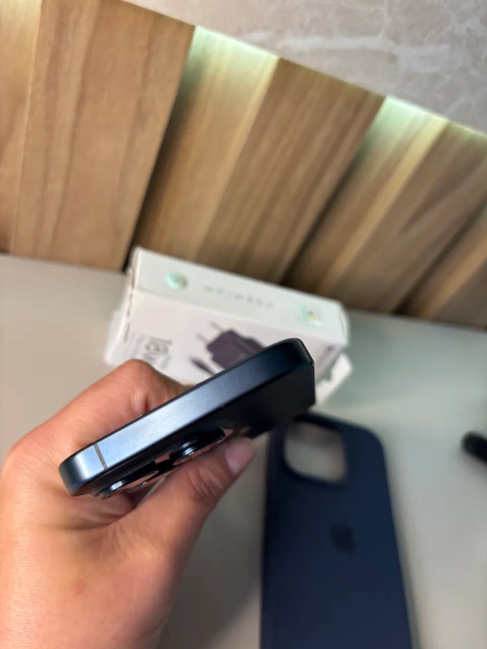 iphone 15 pro 128gb bateria 91% impecável  - Foto 5