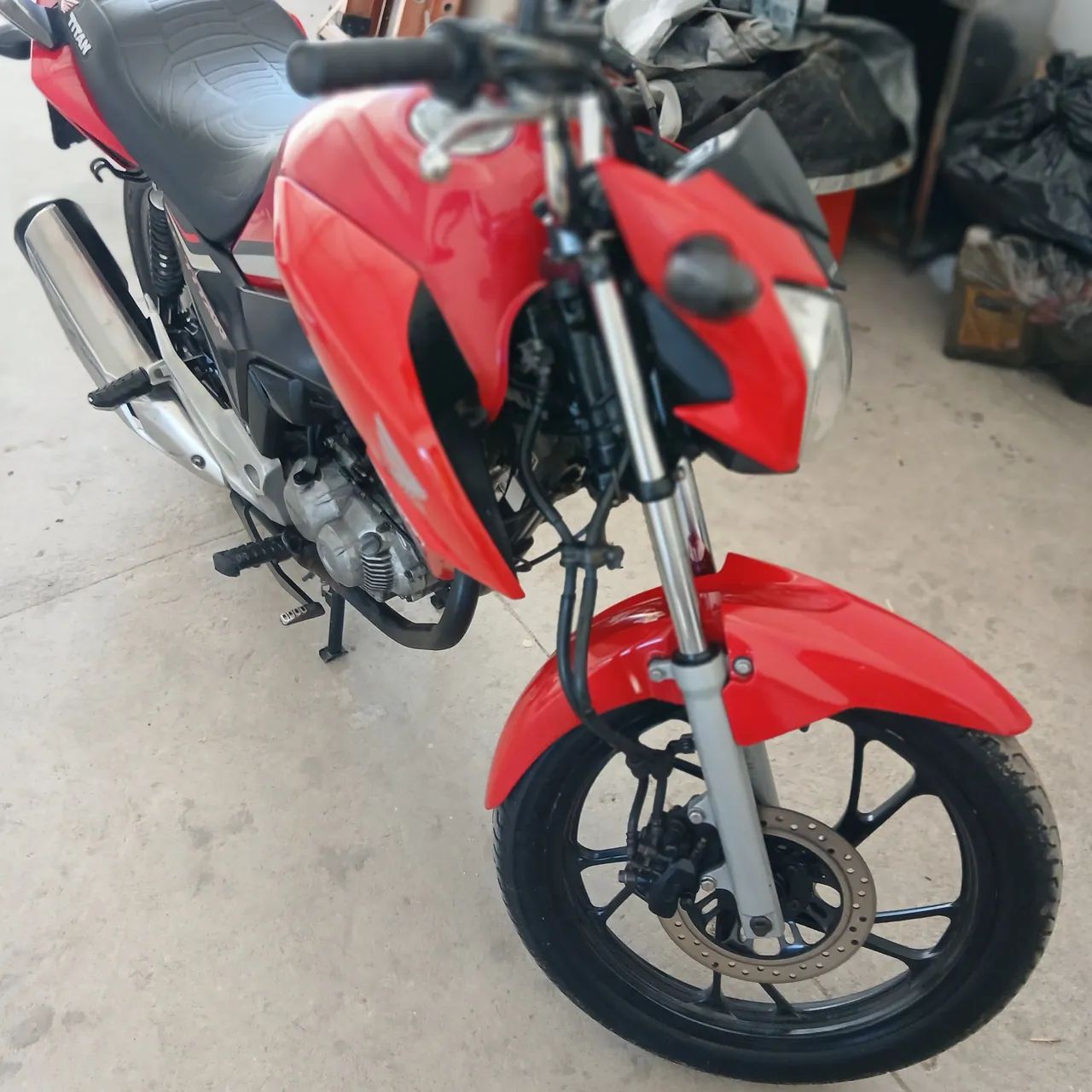 Vendo titan excelente para uso - Foto 2
