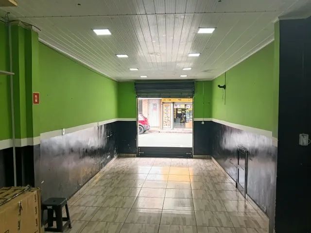 Alugo loja no polo da Glória com 33m2.