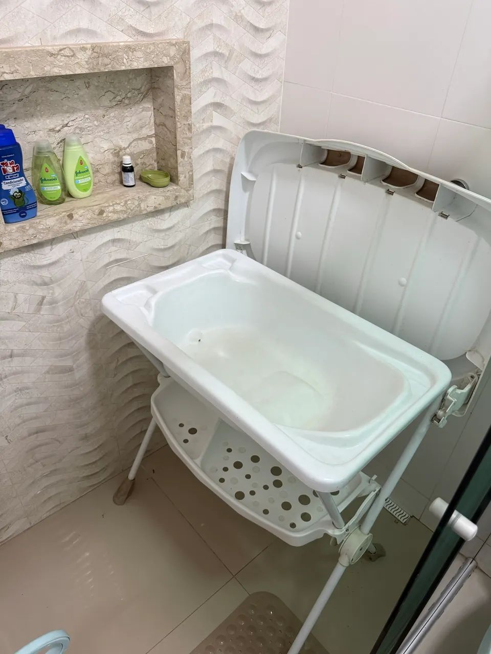 Banheira de bebê com trocador  - Foto 2
