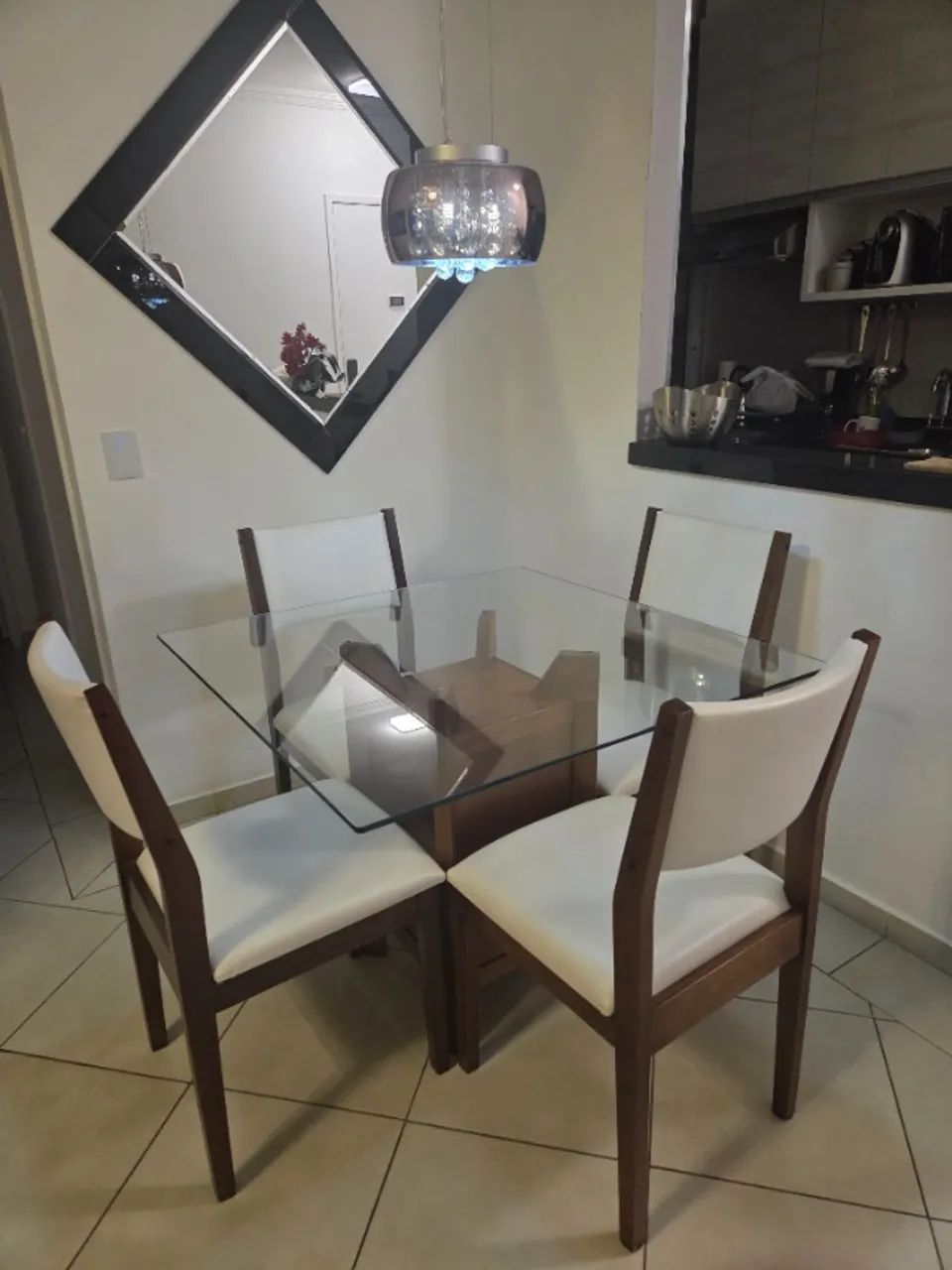 Mesa de jantar quadrada 1x1m