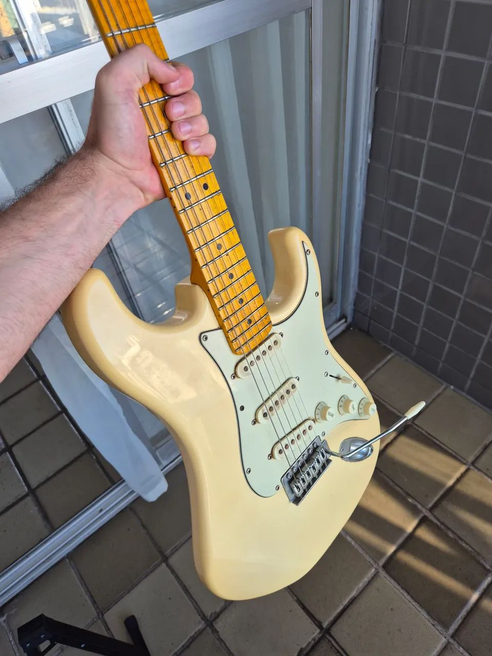 Guitarra tagima stratocaster 