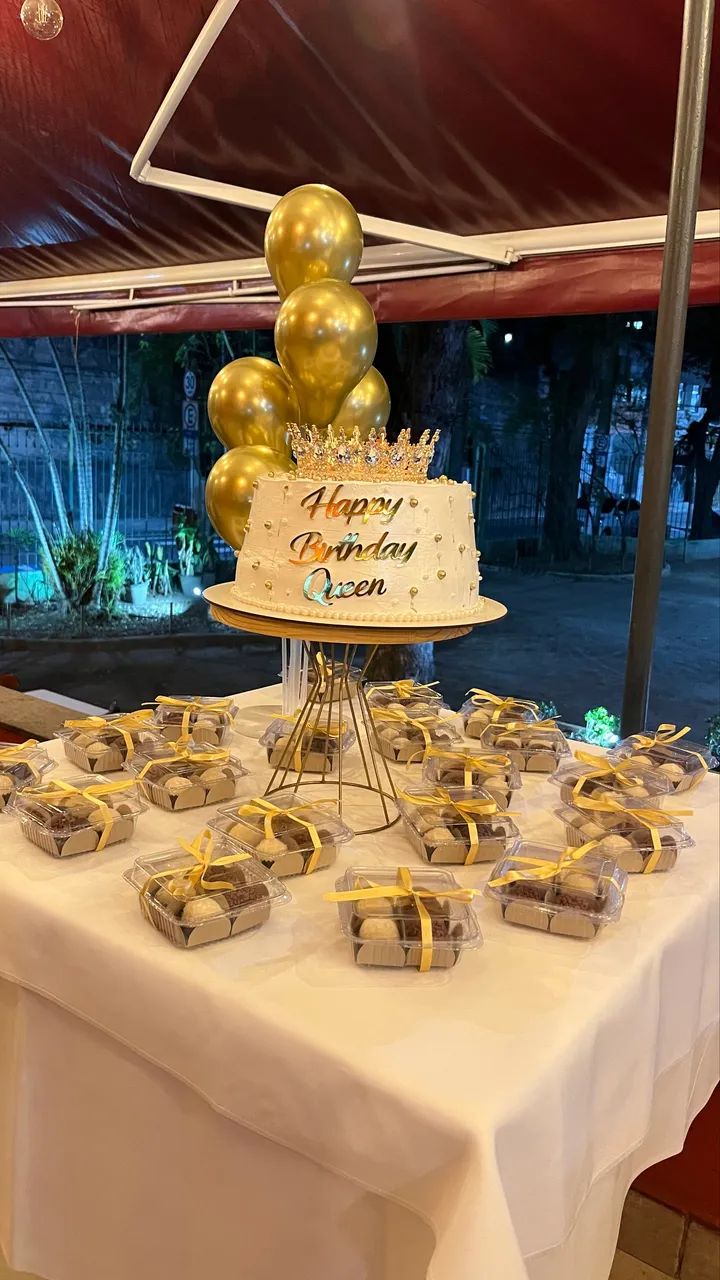 Trabalho com bolos e docinhos  - Foto 2