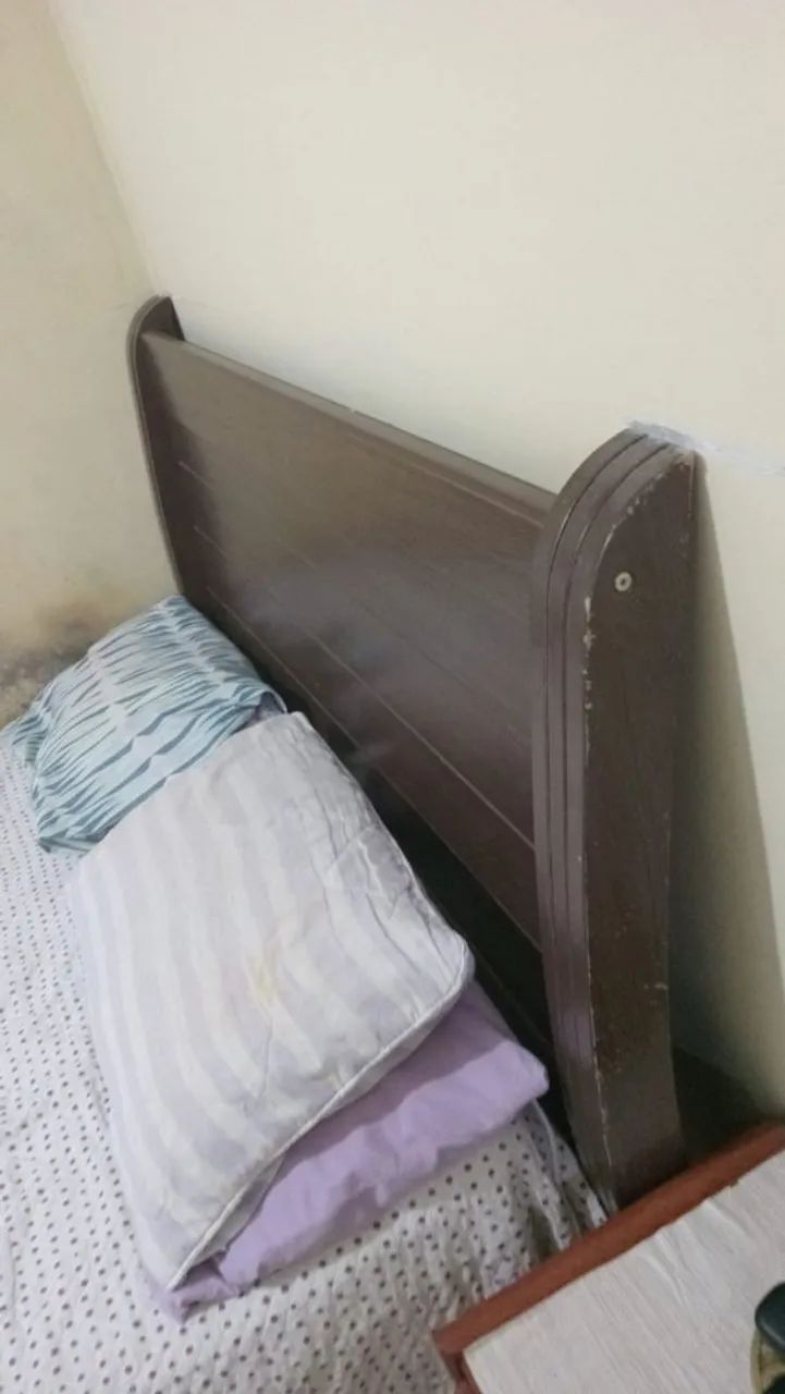 Cama de casal madeira 150 reais  - Foto 3