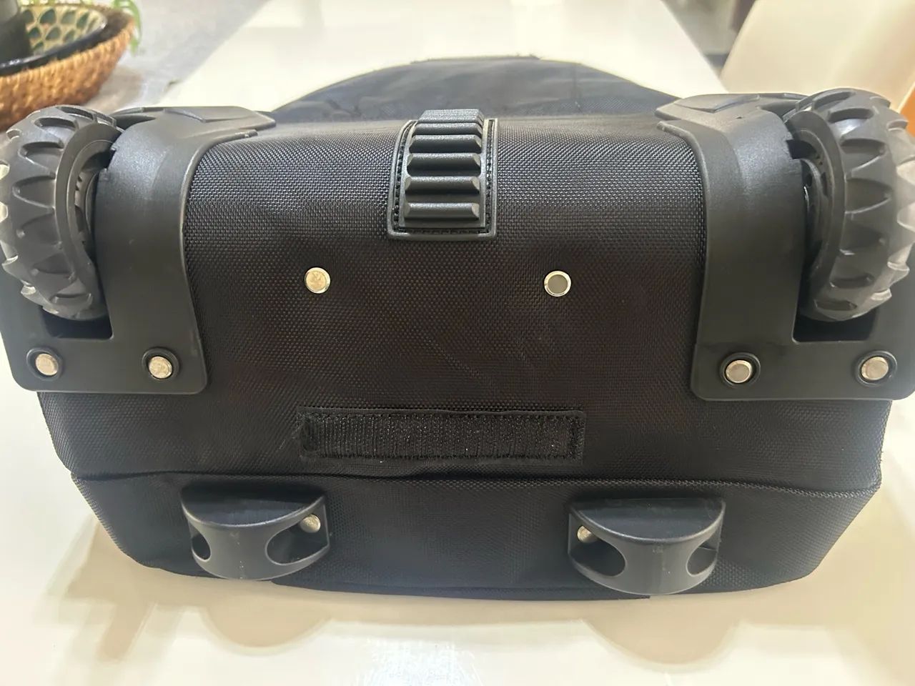 Mochila Executiva Com Rodinhas Julie Henri (Notebook) - NOVA! - Foto 4