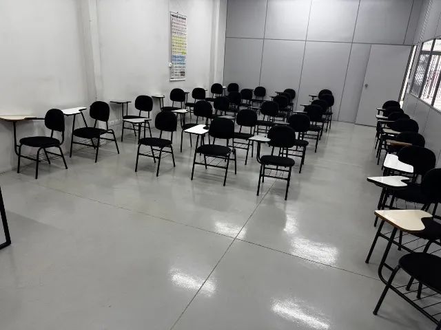 CADEIRAS UNIVERSITÁRIAS 