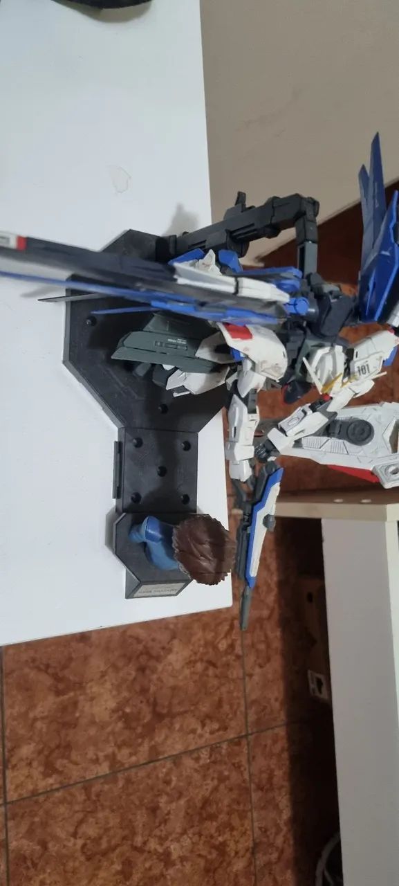 Gundam Freedom Mg Bandai - Foto 2