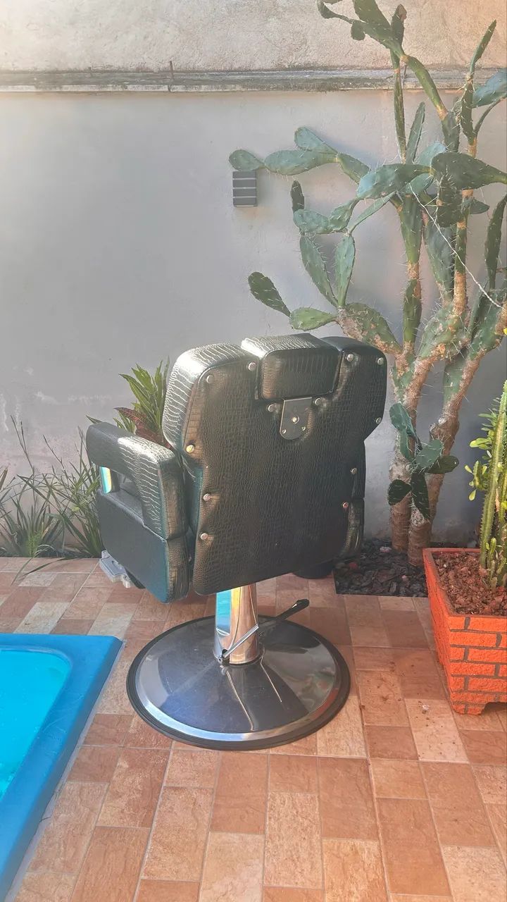 Cadeira Para Barbearia E Salão De Beleza Darus Arizona - Foto 4