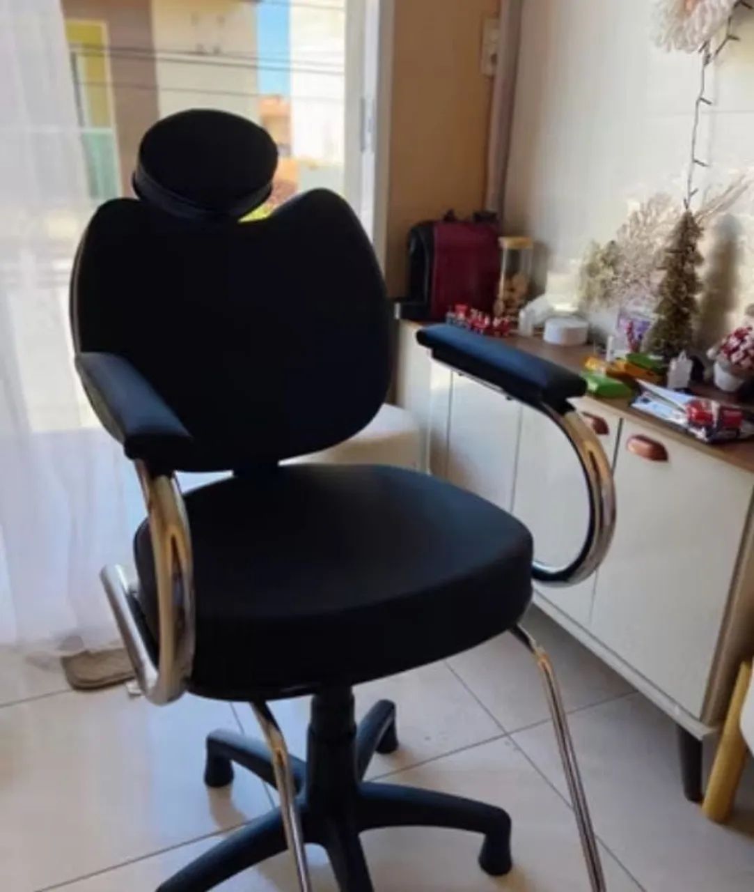  Vendo Kit cadeira lavatório e carrinho pouco tempo de uso  - Foto 2