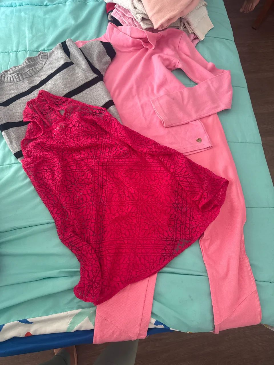 Lote roupa 8 e 10 anos  - Foto 4