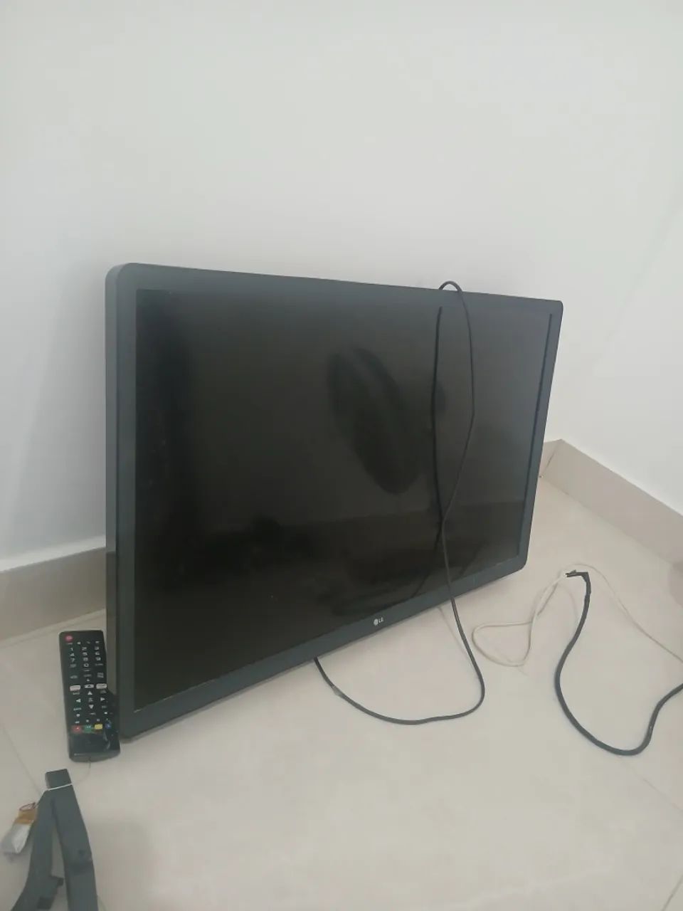 SMART TV LG 32? (Para retirada de peças)