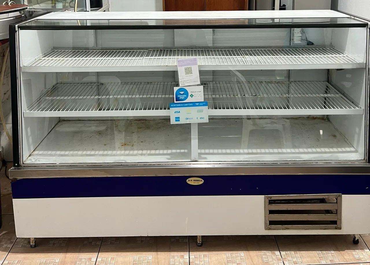 Refrigerador comercial