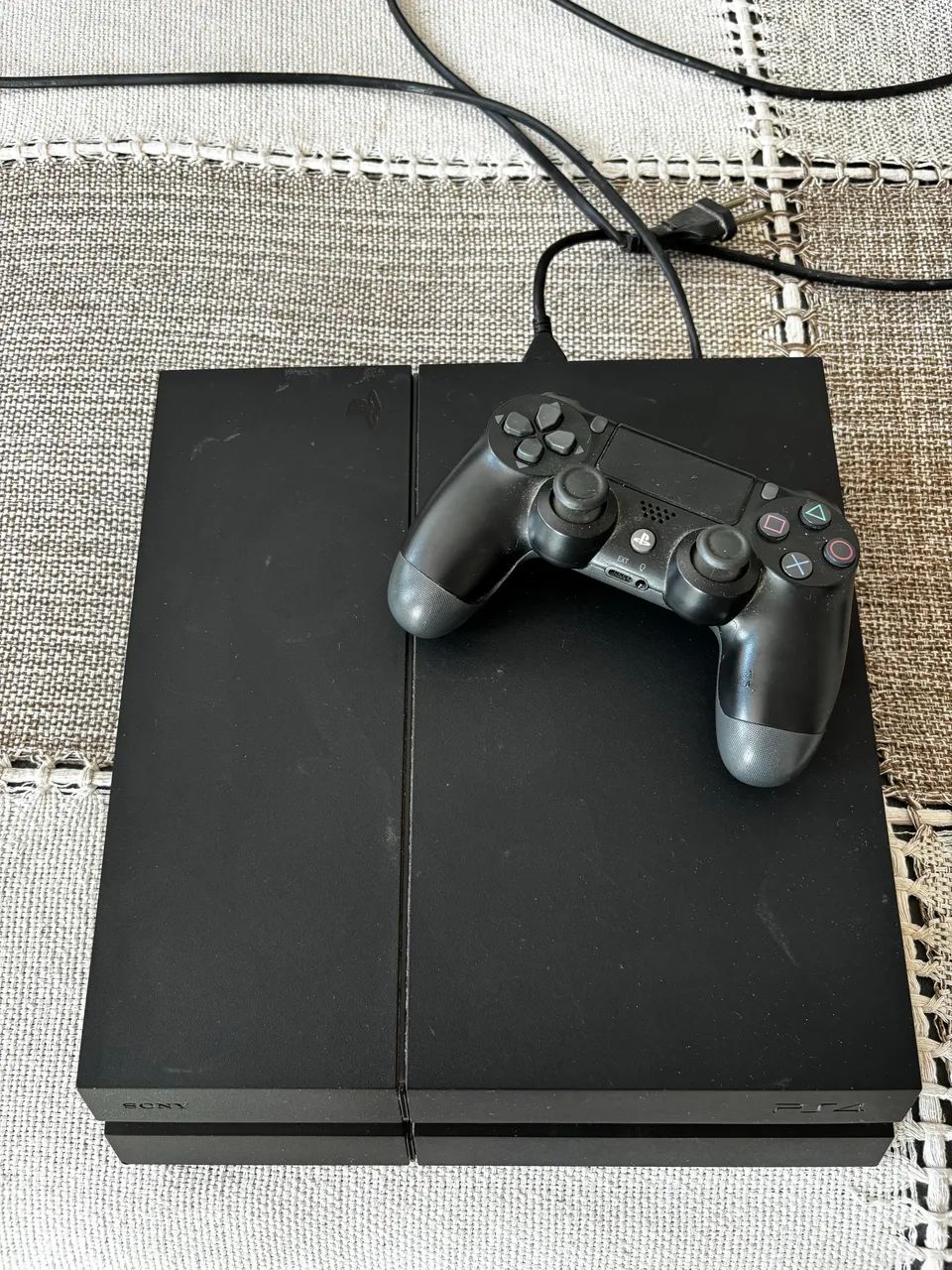 PS4 slim 