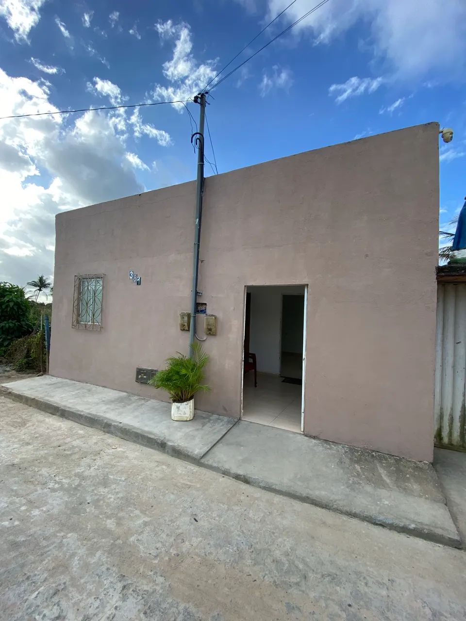 VENDO OU TROCO CASA NA COLÔNIA 13