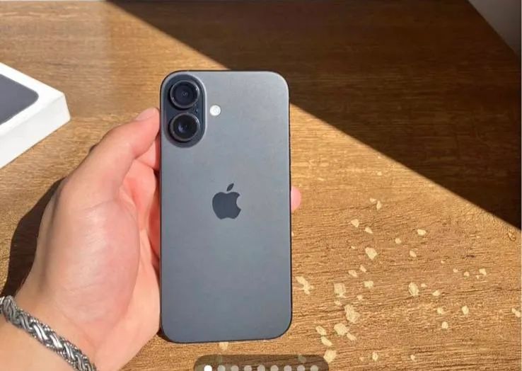 Celular iPhone 16 pro 256gb