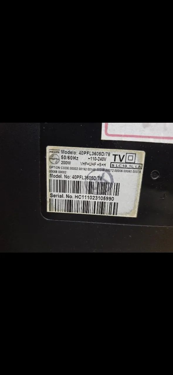 tv de 40 polegadas com manchas na tela mas funcionando tudo perfeitamente e com controle - Foto 3