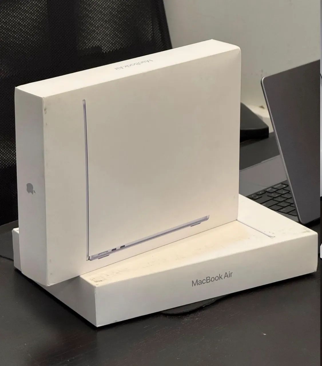 MACBOOK AIR M4 16/256, LOJA NO RIOMAR, ACEITAMOS MACBOOK E IPHONE USADO.