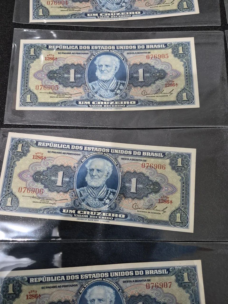 14 cédulas de 1 Cruzeiro na sequência. - Foto 2