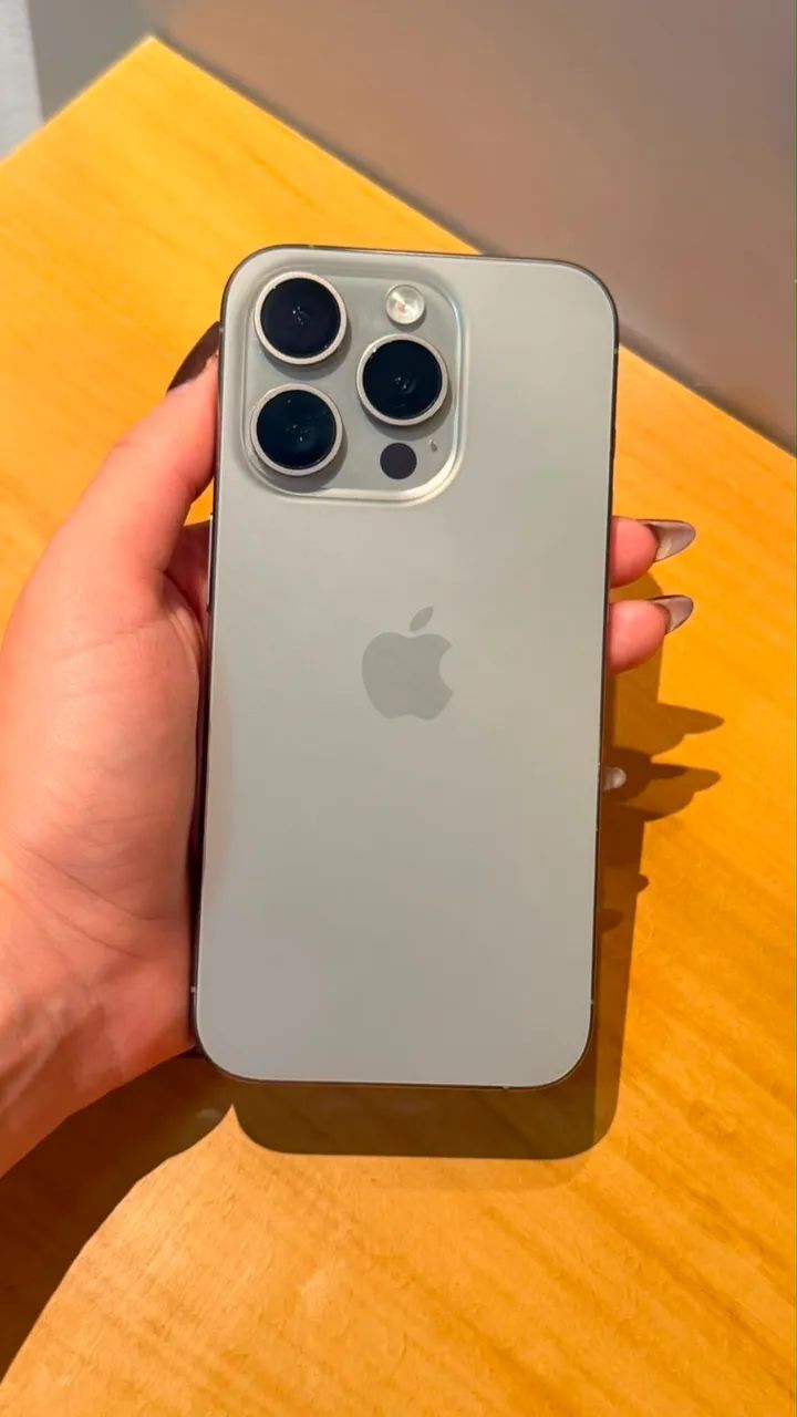 iPhone 15 pro - Foto 5