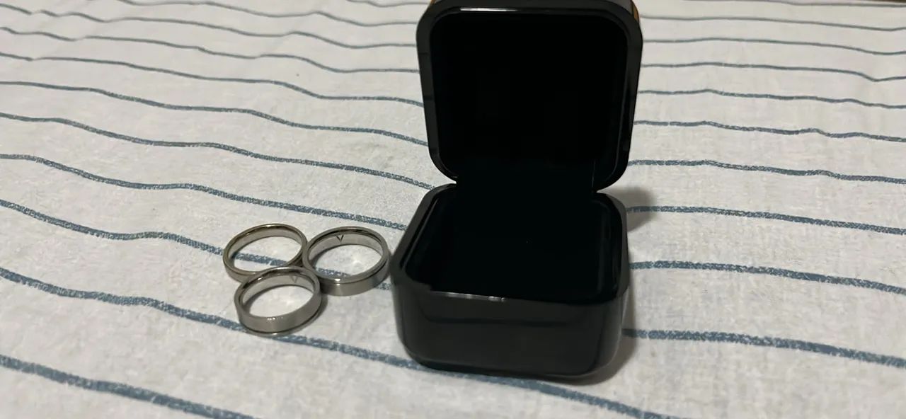 Par de Alianças em Aço Inox + Estojo | Modernas e Elegantes  - Foto 3