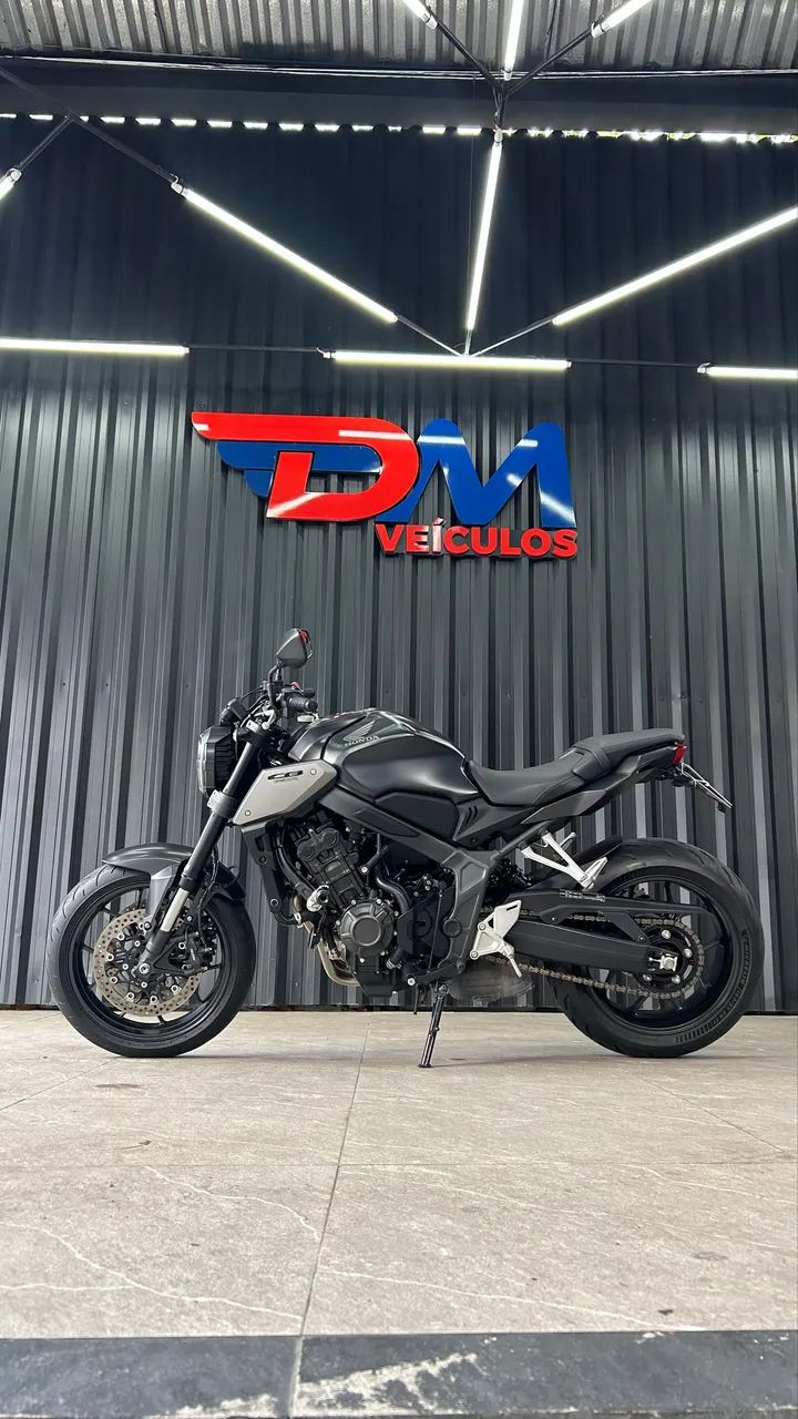 CB 650R 2024  - Foto 4