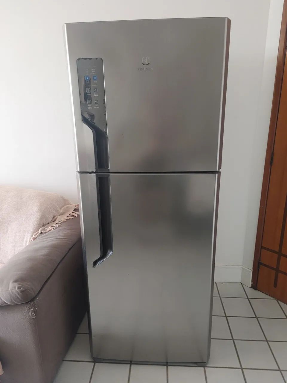 Geladeira Eletrolux 431L