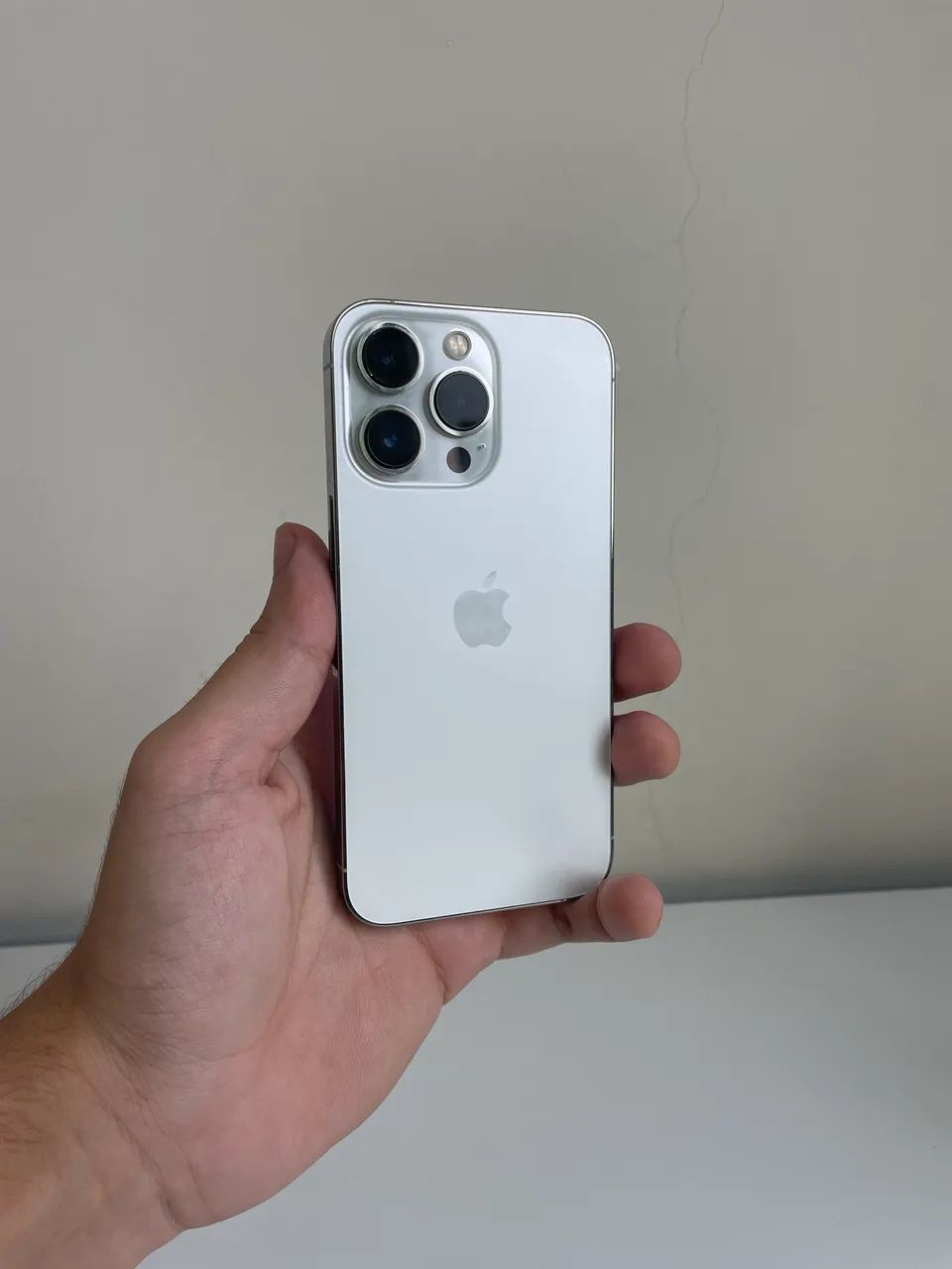 Apple iPhone 13 Pro 128GB シルバー中古品 iPhone 13 Pro 128gb - Silver (Branco) - IMPECÁVEL - Celulares e