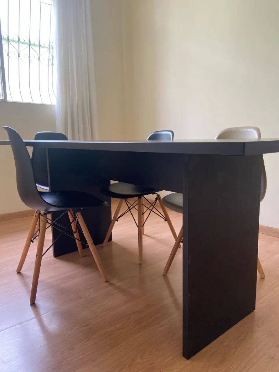 Mesa de Jantar com 5 Cadeiras - Foto 3