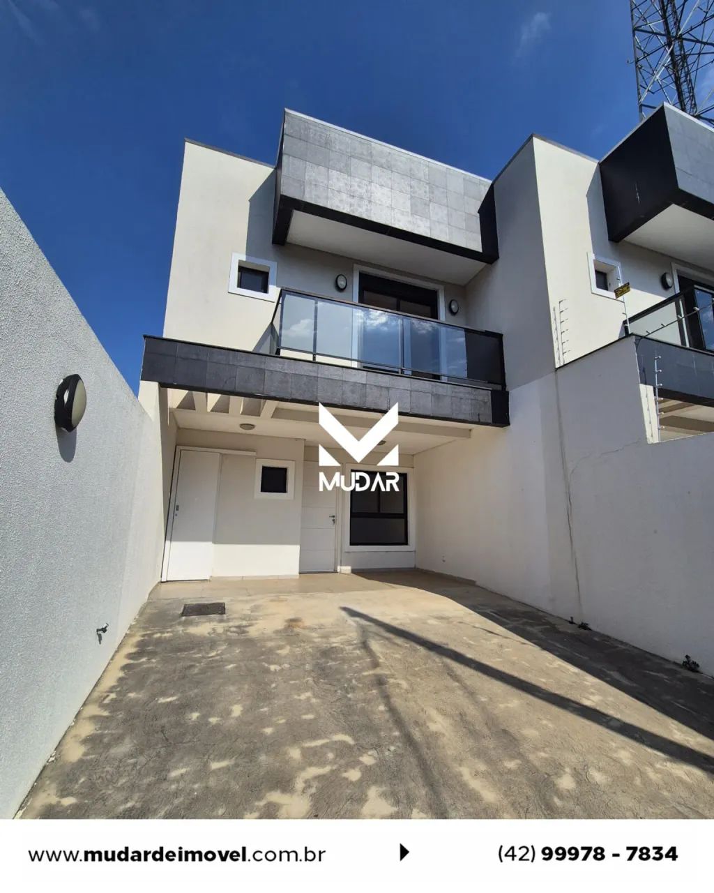 Triplex 3 quartos sendo 1 suíte em Uvaranas - Foto 2