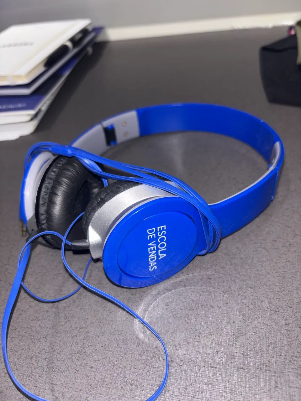 Fone de ouvido azul 451035564973107200