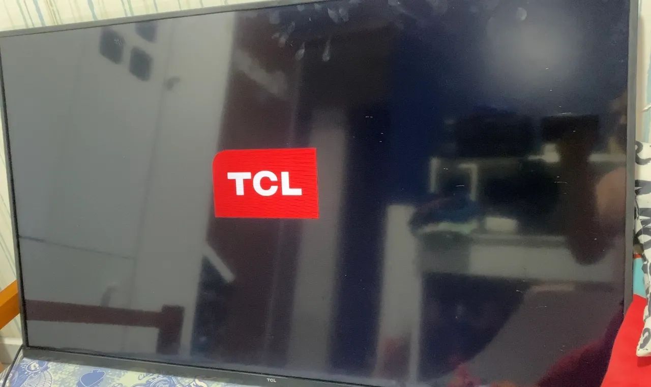 TV TCL 50 POL com defeito  - Foto 3