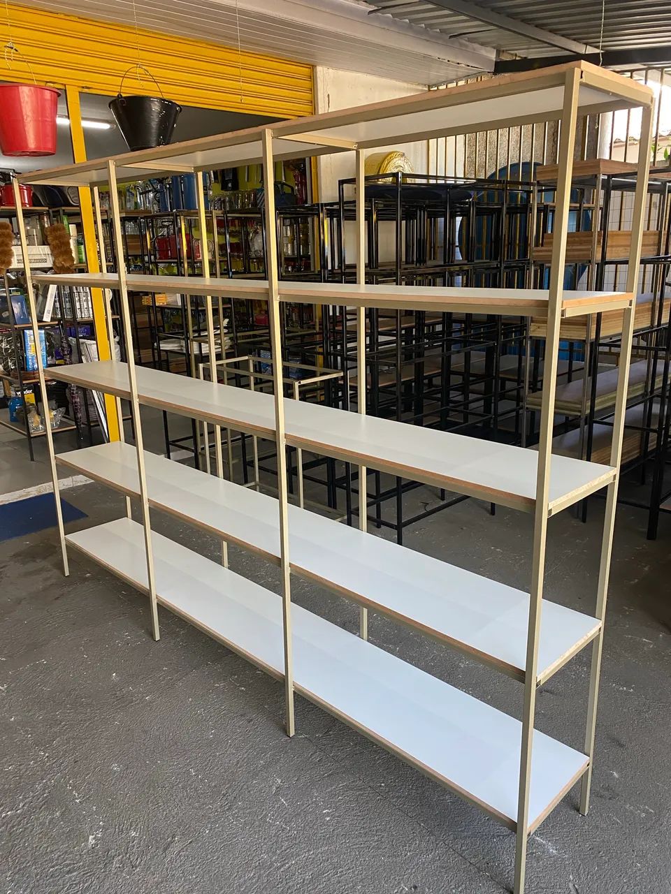 Prateleira 2,70 mt comprimento  - Foto 2