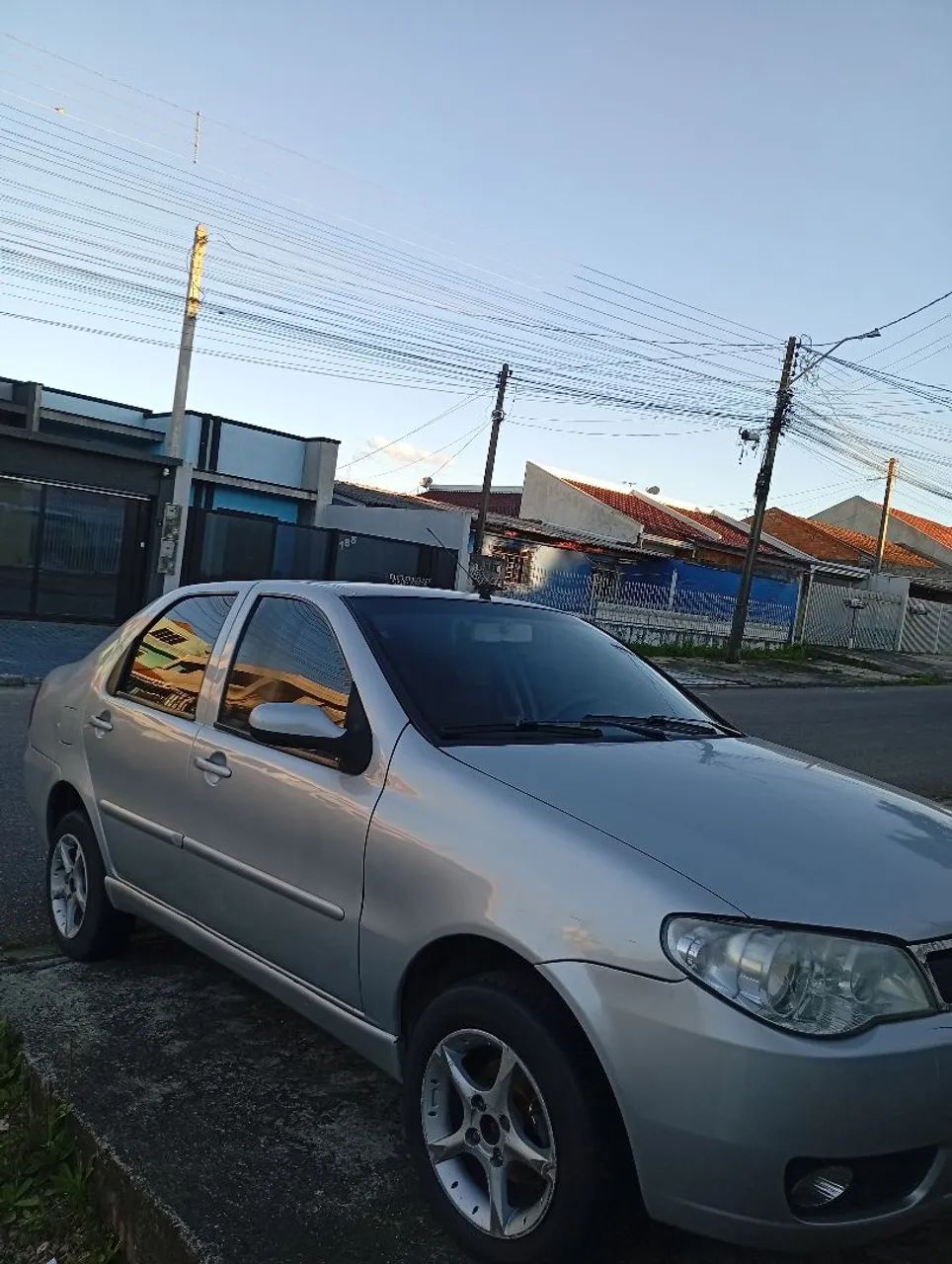 Fiat Siena Siena TETRAFUEL 1.4 mpi Fire Flex 8v 4p 2007