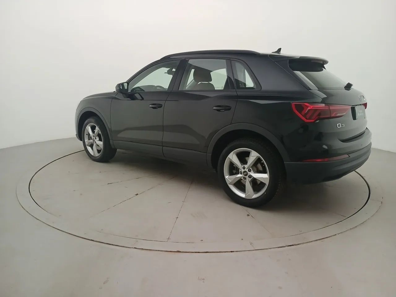 Audi Q3 Prestige 2.0 TFSI Tiptr.quatro 2025 - Foto 4
