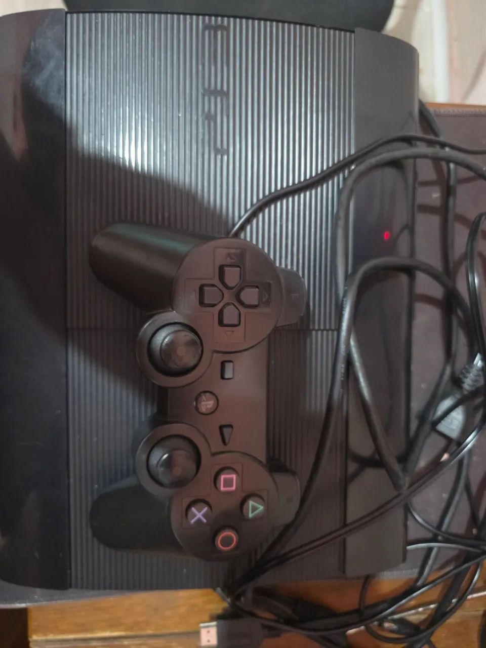 PlayStation 3 com 1 controle,jogos e o hen - Foto 3