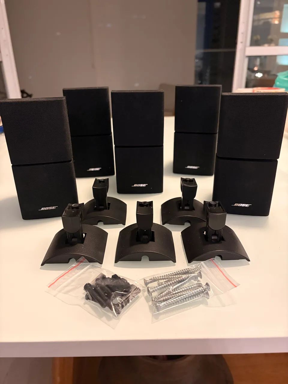 Home theater 5.1 Bose Acoustimass 15 c/ Suportes de Parede