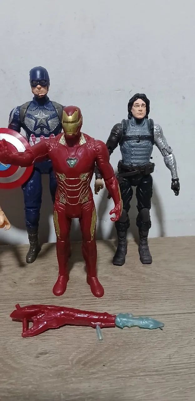 Bonecos vingadores marvel bootlegs lote - Foto 4