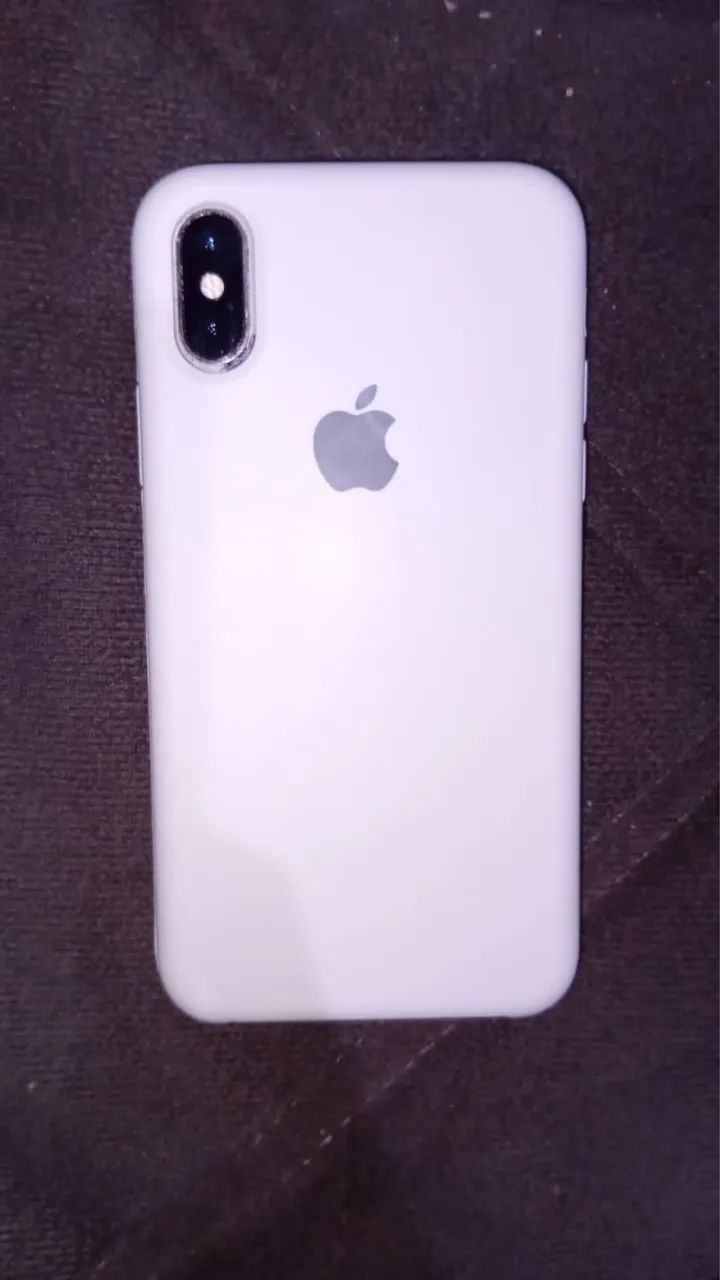 iPhone xs, 256G com 13capinhas e 1 película guardada, cll com iPhone xs, 256G com 13capinhas e 1 película guardada, cll com