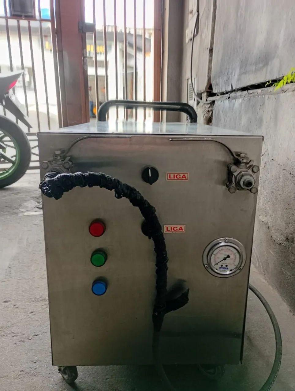 Lavadoura alta pressão água quente profissional  - Foto 3