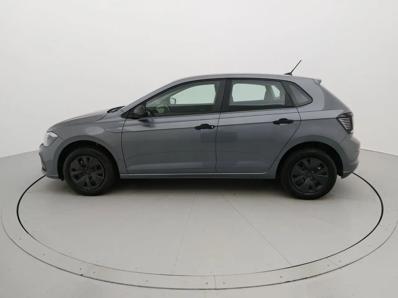 Volkswagen Polo Track 1.0 Flex 12V 5p, foto 2 de 18