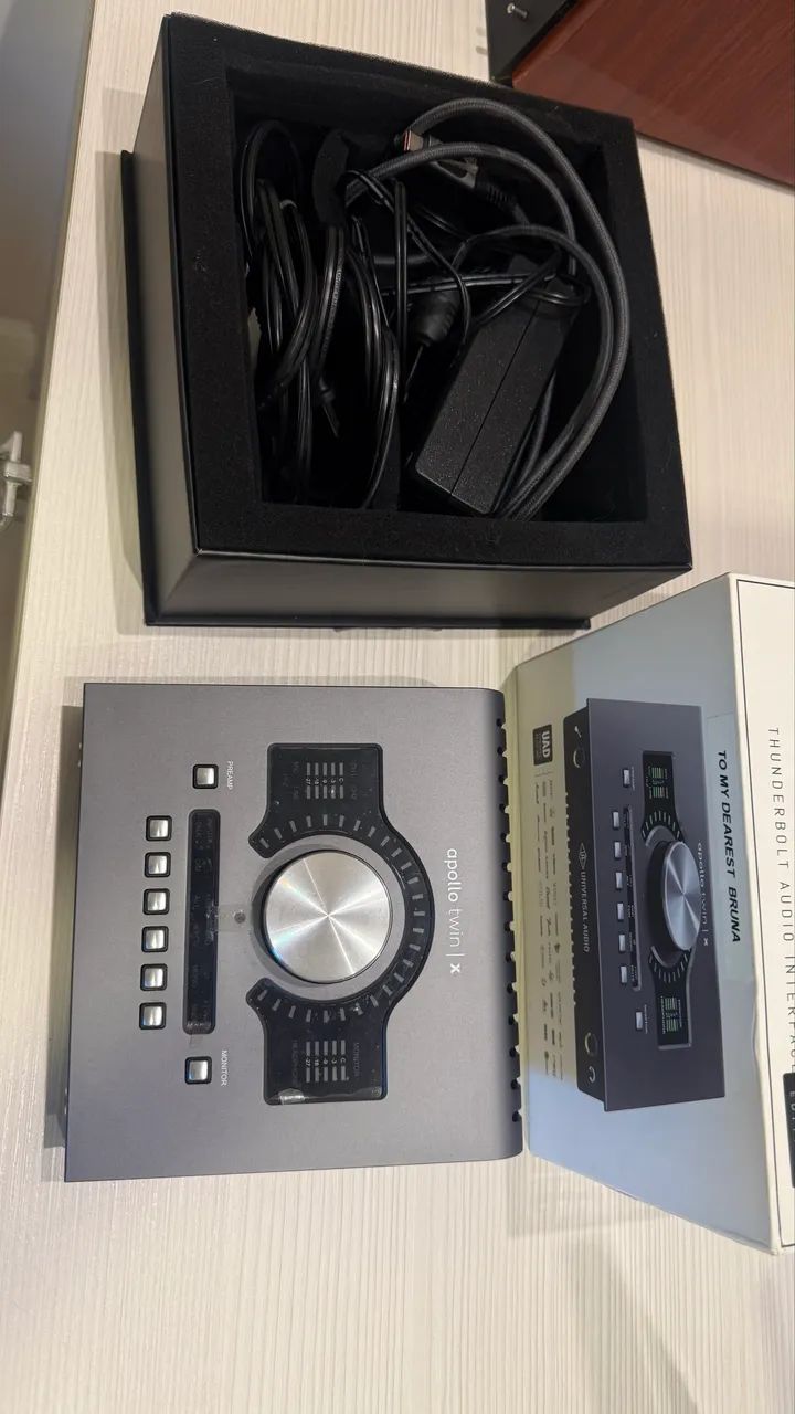 Interface de Áudio Apollo Twin X Duo Heritage Edition Thunderbolt