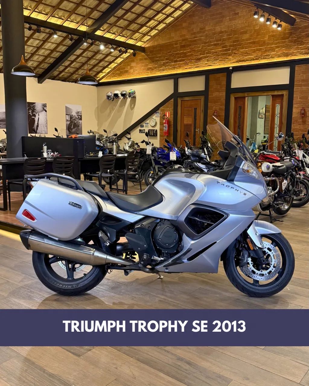 TRIUMPH TROPHY SE 2013