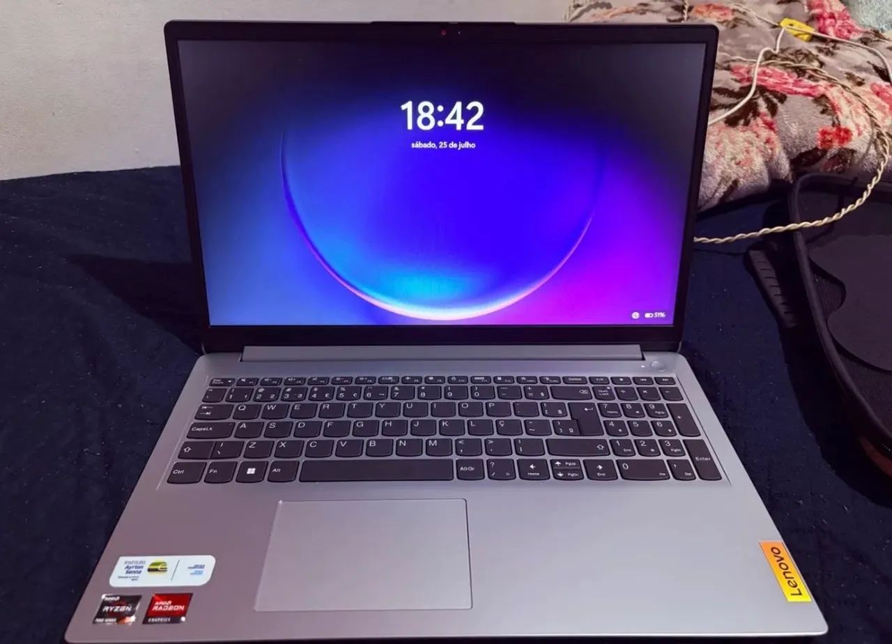 Notebook Lenovo  - Foto 2