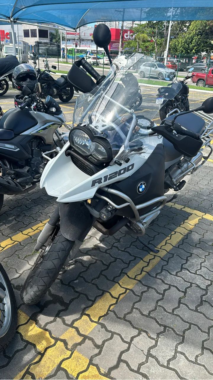BMW  - Foto 3