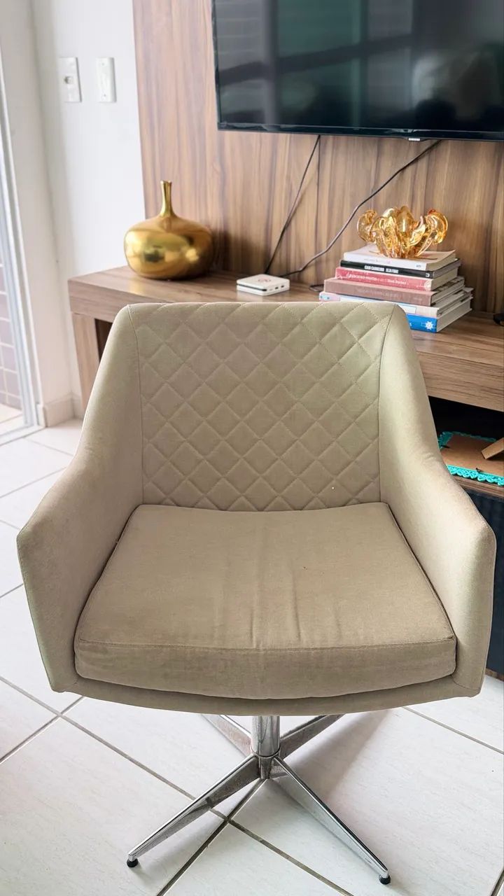 Poltronas giratórias linho  - Foto 5