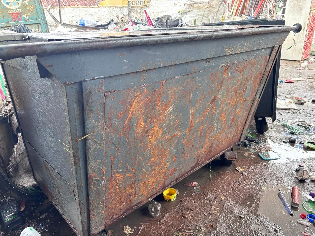 Container lixeira/ Carrinho 1200L - Foto 4