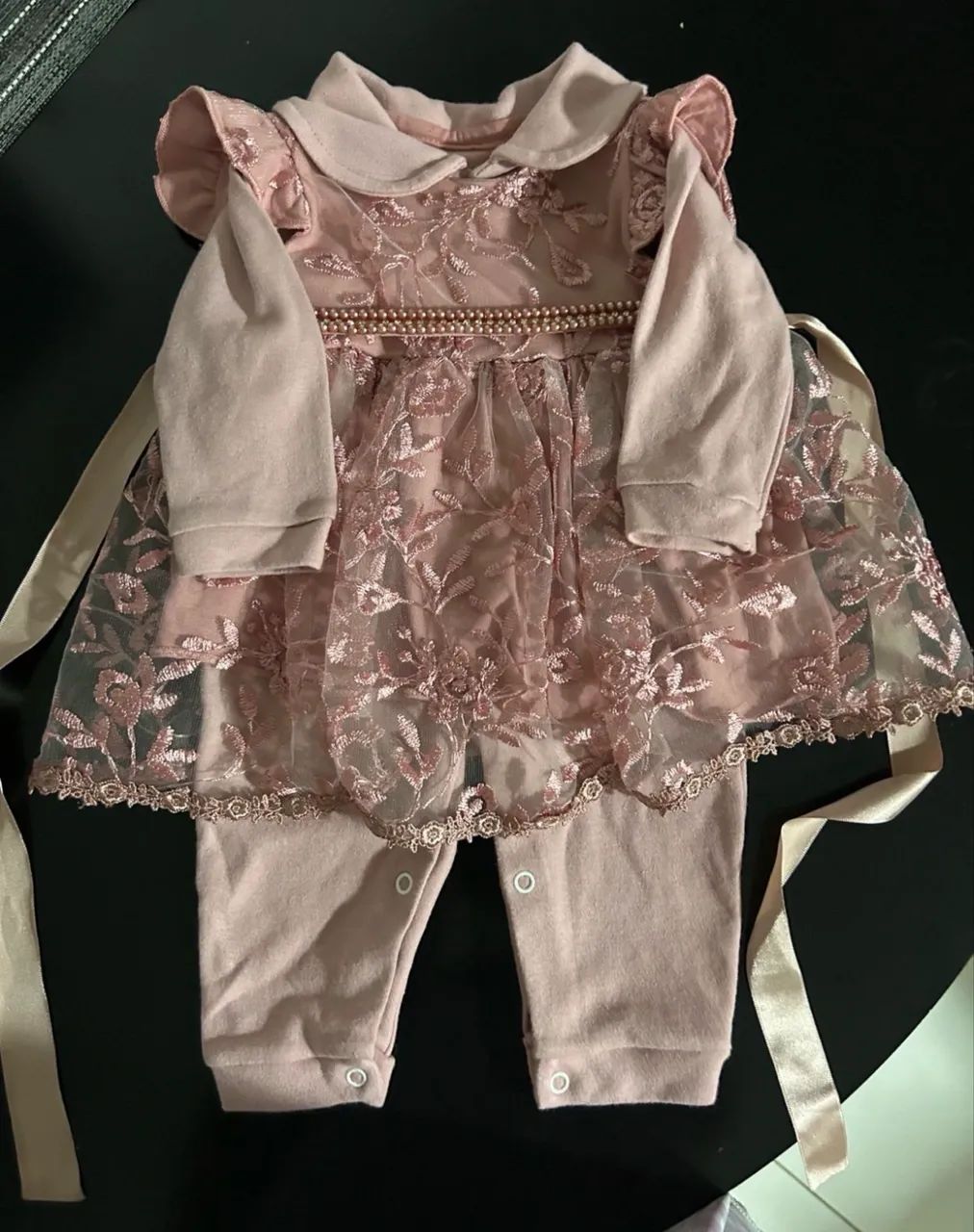 Macacão de festa bebê 3 meses 